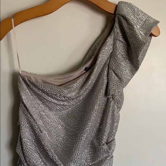 Express Silver one shoulder dress Size 6 - Picture 3 of 7